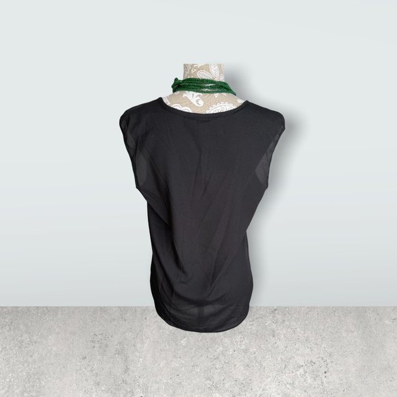 Christopher Banks NWT top with “floating” dots on front panel size medium. - Picture 4 of 6